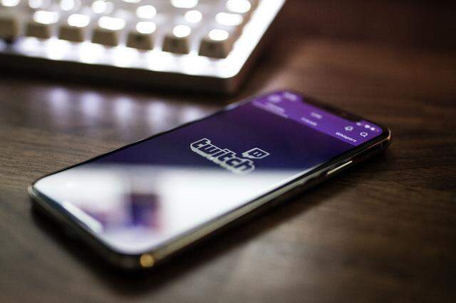 Youtube, Twitch benzeri klip özelliğini deniyor