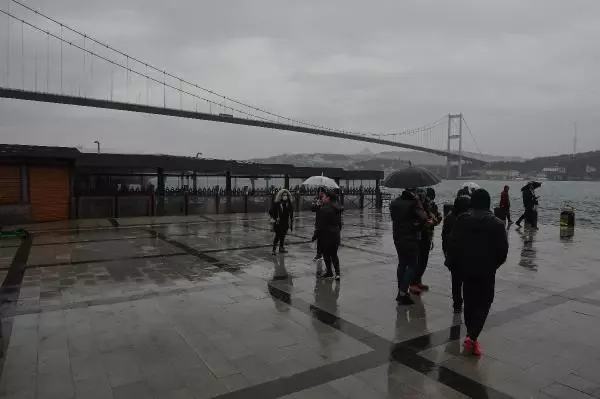 Ortaköy'de turist yoğunluğu