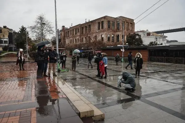 Ortaköy'de turist yoğunluğu