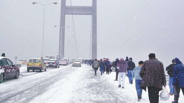 Meteoroloji'den 'İstanbul'da 1987'de olduğu gibi 1 metre kar yağacak' söylentilerine yanıt: O kış bu kış değil