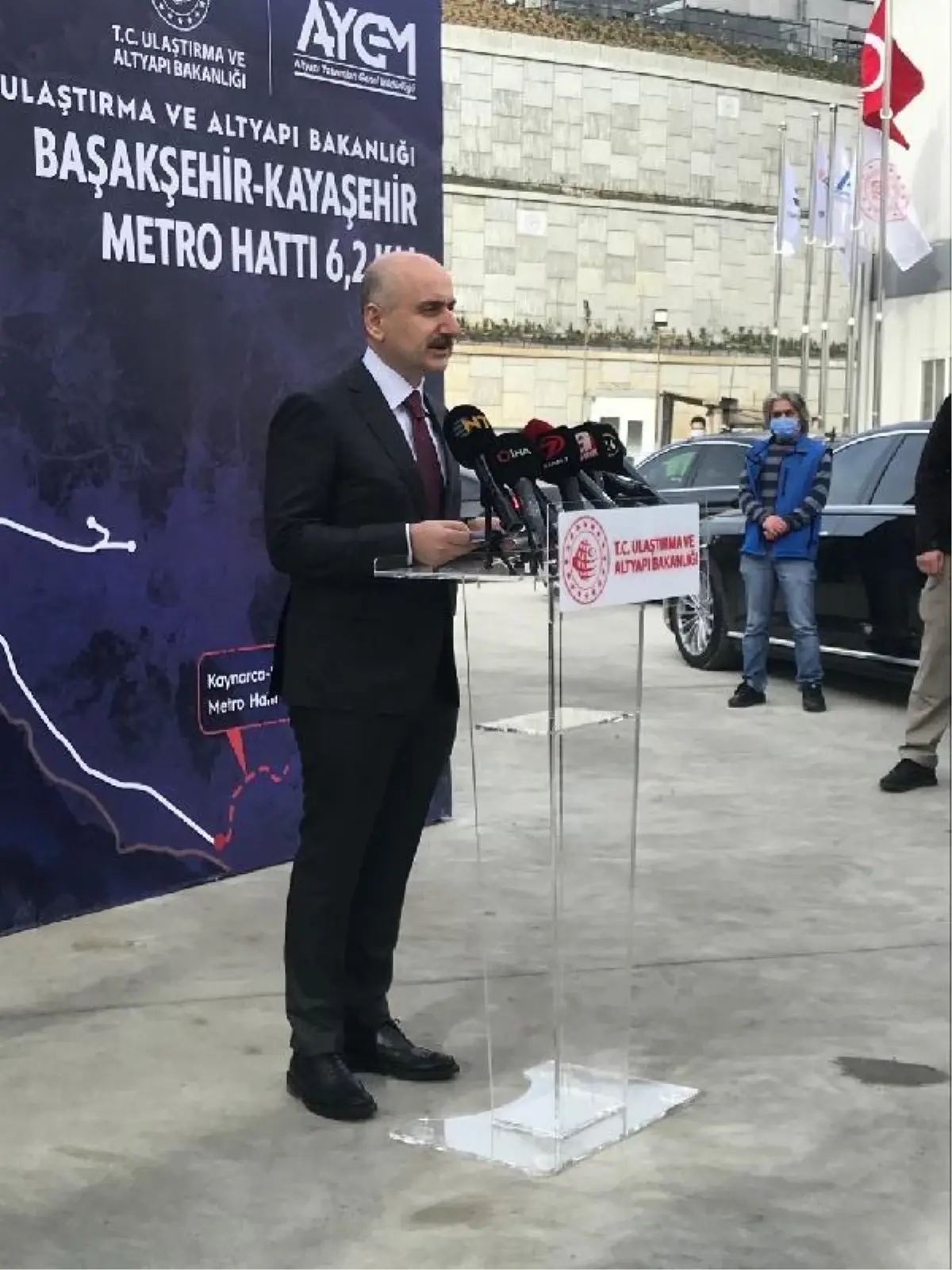 Son Dakika Haberi Bakan Karaismailoglu Basaksehir Cam Ve Sakura Sehir Hastanesi Kayasehir Metro Hattini Yil Sonunda Acmayi Planliyoruz 1 Haberler