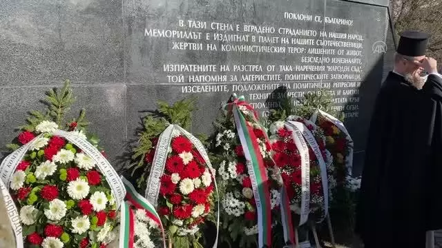 Bulgaristan'da komünist rejimin kurbanları törenle anıldı