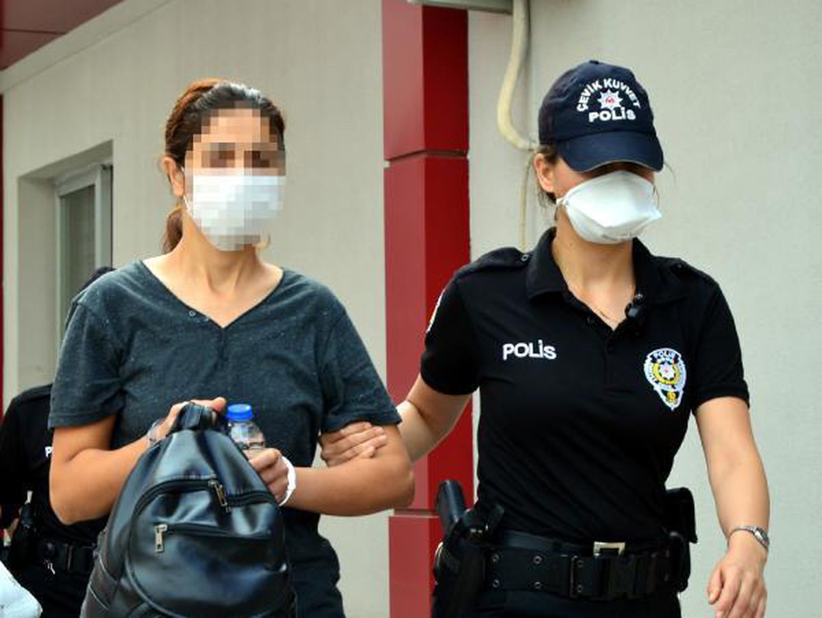Cezaevindeki PKK'lılara ayakkabı ile talimat gönderen kadın yakalandı