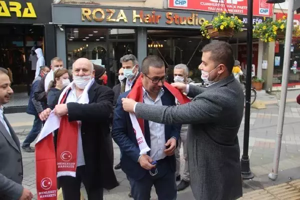 Bir grup CHP'li, parti üyeliğinden istifa etti Bir grup CHP'li, parti üyeliğinden istifa etti