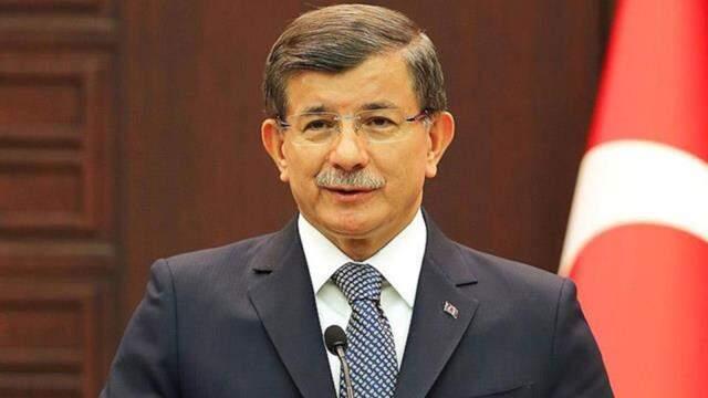 Clubhouse sohbet uygulaması dünyayı kasıp kavuruyor! Türkiye'den ilk katılan isim Davutoğlu oldu