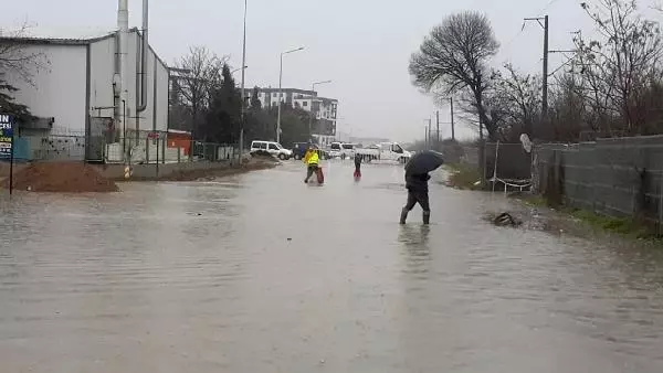 Edirne'de beklenen yağmur başladı (3) Edirne'de beklenen yağmur başladı (3)
