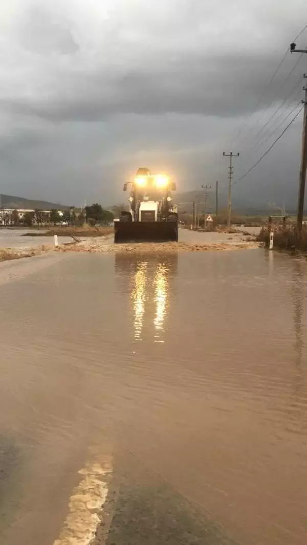 Edirne'de beklenen yağmur başladı (3) Edirne'de beklenen yağmur başladı (3)