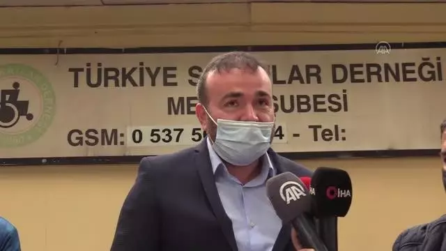 Hayırsever iş insanı engellilere tablet hediye etti Hayırsever iş insanı engellilere tablet hediye etti