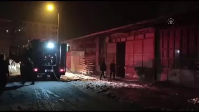 Son dakika haber | KAHRAMANMARAŞ - Boya atölyesinde çıkan yangın hasara neden oldu Son dakika haber | KAHRAMANMARAŞ - Boya atölyesinde çıkan yangın hasara neden oldu