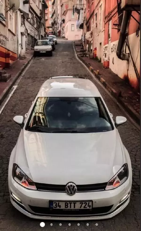 Pendik'te hırsızlar iki otomobili böyle çaldı Pendik'te hırsızlar iki otomobili böyle çaldı