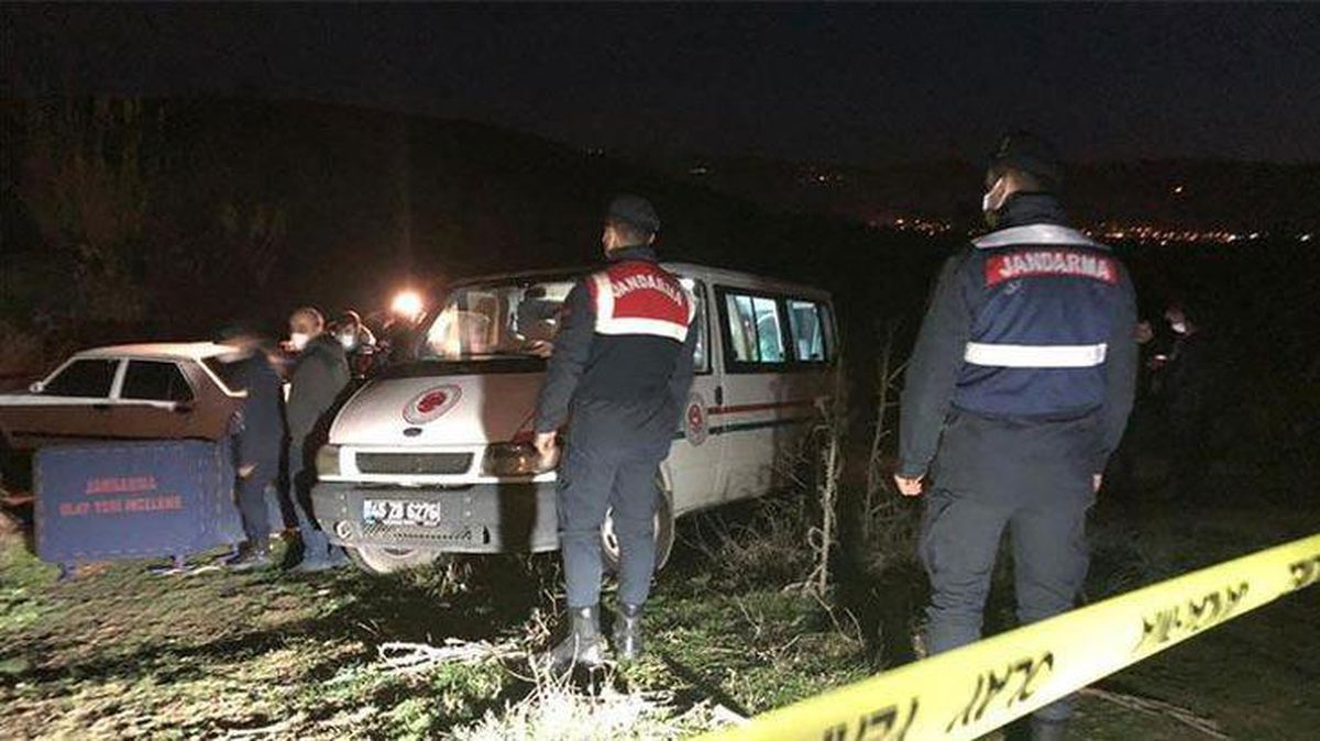 Tarla kenarında ölü bulunan 4 gencin asker eğlencesine gittiği ortaya çıktı