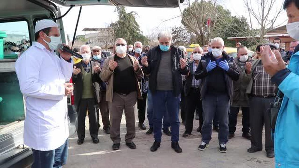 Son dakika haber | Tarla yolunda ölü bulunan 4 gençten Muharrem Zengin'in cenazesi toprağa verildi