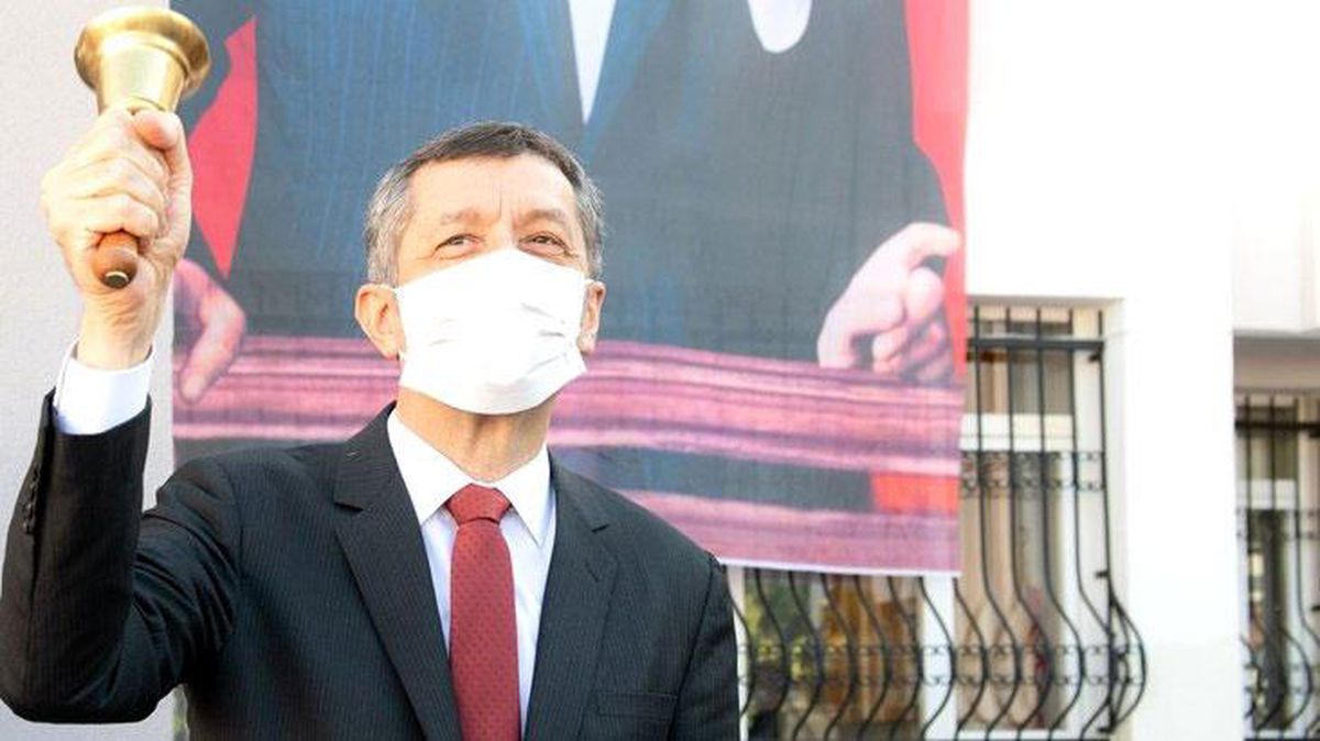 İlkokullar 1 Mart'ta yüz yüze eğitime başlıyor, devam zorunluluğu olmayacak