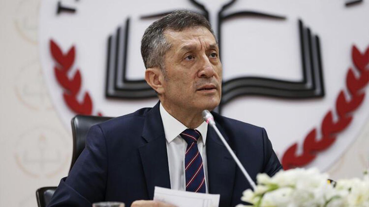 1 Mart'ta okullar açılacak mı? Bakan Selçuk'tan son dakika okullar ile ilgili açıklama
