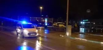 Çevik Kuvvet: 600 polisin katıldığı uyuşturucu operasyonunda çok sayıda şüpheli yakalandı Çevik Kuvvet: 600 polisin katıldığı uyuşturucu operasyonunda çok sayıda şüpheli yakalandı