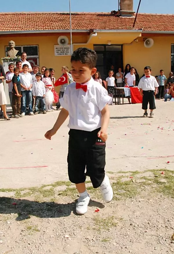 Son dakika haberleri | Çocuklukta oynadığı piller, Servet'i yatalak etti Son dakika haberleri | Çocuklukta oynadığı piller, Servet'i yatalak etti