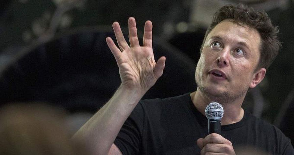 Elon Musk, bir maymuna telepatik yolla oyun oynamayı öğretme aşamasında