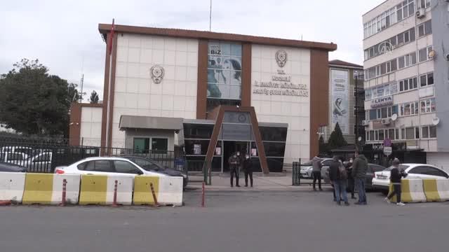 ev arkadaslari arasinda bicakli kavga 1 olu 1 13904455 o