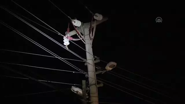 KASTAMONU - Fırtına nedeniyle enerji nakil hatları koptu KASTAMONU - Fırtına nedeniyle enerji nakil hatları koptu