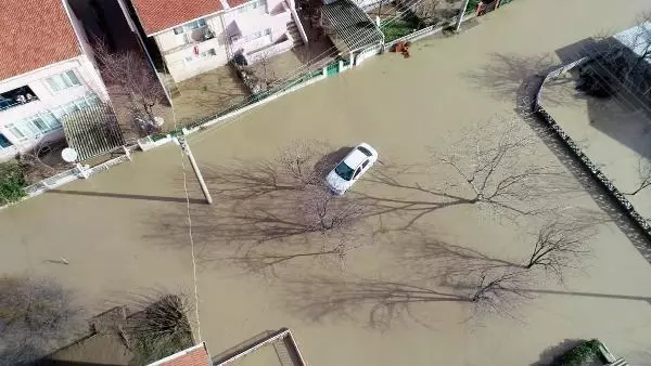 Pancarköy Deresi taştı, Alpullu sular altında kaldı