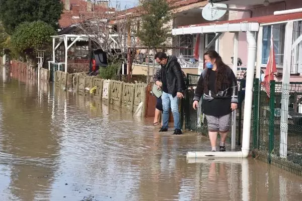 Pancarköy Deresi taştı, Alpullu sular altında kaldı