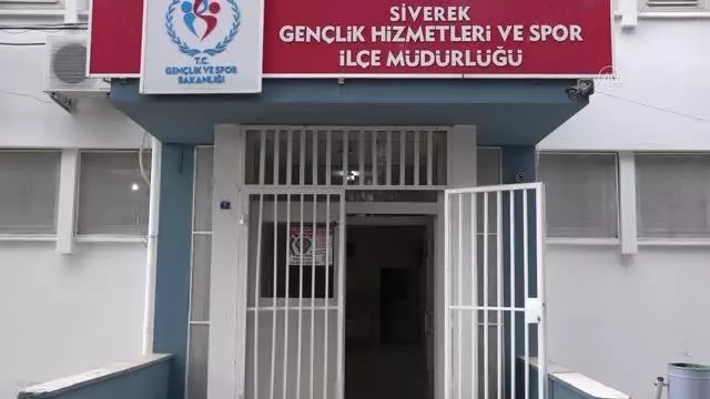 ŞANLIURFA - Siverek'te açılan kursla ata sporu okçuluğu öğreniyorlar ŞANLIURFA - Siverek'te açılan kursla ata sporu okçuluğu öğreniyorlar