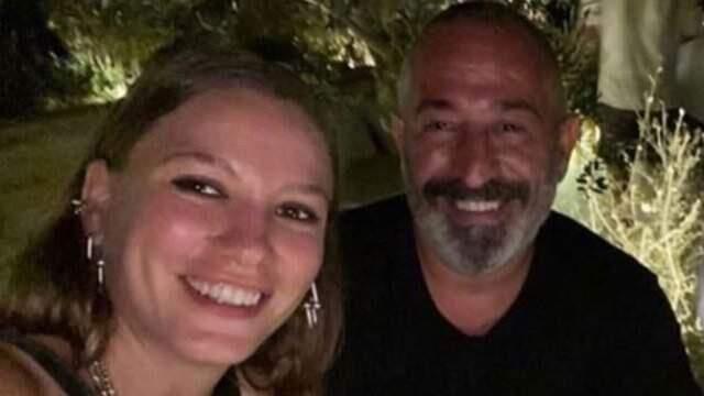 Seranay Sarıkaya, Cem Yılmaz ile aşk iddialarını yalanladı Seranay Sarıkaya, Cem Yılmaz ile aşk iddialarını yalanladı