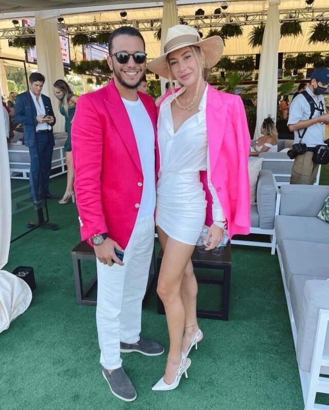 Şeyma Subaşı, sevgilisinin son model arabasıyla poz vererek adeta hava attı Şeyma Subaşı, sevgilisinin son model arabasıyla poz vererek adeta hava attı
