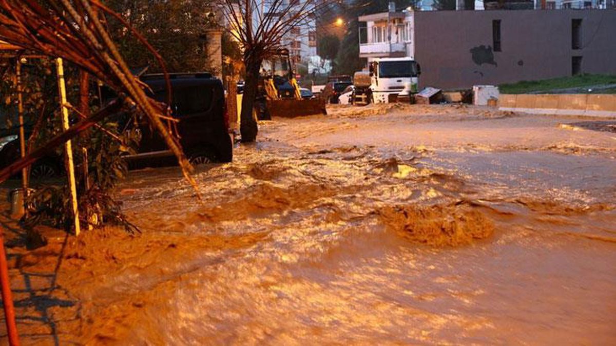 Son Dakika! Selin vurduğu İzmir'de kamu personelleri tam gün idari izinli sayılacak