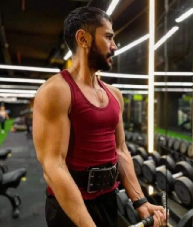 ugur gunes kanunsuz topraklar dizisinin davut u olarak ekrana donuyor haberler magazin