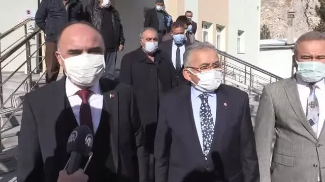 Vali Günaydın: '(Deprem) Çok şükür bir olumsuzluk yok. Arkadaşlarımız alandalar' Vali Günaydın: '(Deprem) Çok şükür bir olumsuzluk yok. Arkadaşlarımız alandalar'