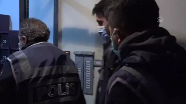 9 yaşındaki Uras Memiş'e polislerden sürpriz doğum günü 9 yaşındaki Uras Memiş'e polislerden sürpriz doğum günü