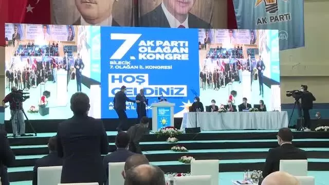 Bakan Dönmez: 'Enerji alanında 2020 Türkiye'mizin yılı oldu' Bakan Dönmez: 'Enerji alanında 2020 Türkiye'mizin yılı oldu'
