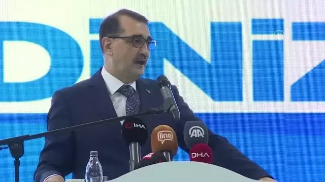 Bakan Dönmez: 'Yatırımların güzel bir sonucu olarak Söğüt'te 1,92 milyon ons altın rezervi keşfedildi' Bakan Dönmez: 'Yatırımların güzel bir sonucu olarak Söğüt'te 1,92 milyon ons altın rezervi keşfedildi'