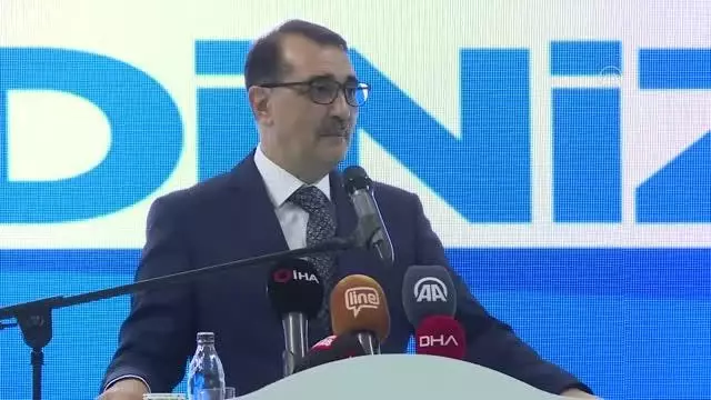 Bakan Dönmez: 'Yatırımların güzel bir sonucu olarak Söğüt'te 1,92 milyon ons altın rezervi keşfedildi' Bakan Dönmez: 'Yatırımların güzel bir sonucu olarak Söğüt'te 1,92 milyon ons altın rezervi keşfedildi'