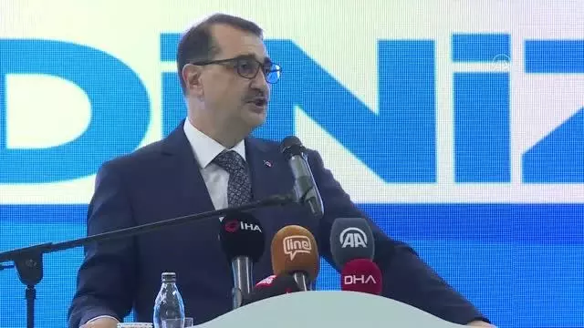 Bakan Dönmez: 'Yatırımların güzel bir sonucu olarak Söğüt'te 1,92 milyon ons altın rezervi keşfedildi' Bakan Dönmez: 'Yatırımların güzel bir sonucu olarak Söğüt'te 1,92 milyon ons altın rezervi keşfedildi'