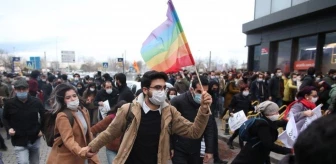 Boğaziçi Üniversitesi protestoları: Hedef gösterilen LGBTİ+ topluluğu artan nefret söylemi hakkında ne düşünüyor?