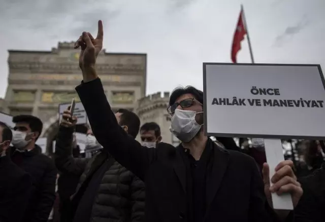 Boğaziçi Üniversitesi protestoları: Hedef gösterilen LGBTİ+ topluluğu artan nefret söylemi hakkında ne düşünüyor?