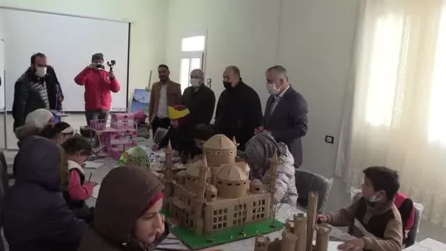Son dakika: ÇOBANBEY - Gençlik ve Spor Bakanlığı, Suriye'nin Çobanbey beldesinde gençlik merkezi açtı Son dakika: ÇOBANBEY - Gençlik ve Spor Bakanlığı, Suriye'nin Çobanbey beldesinde gençlik merkezi açtı
