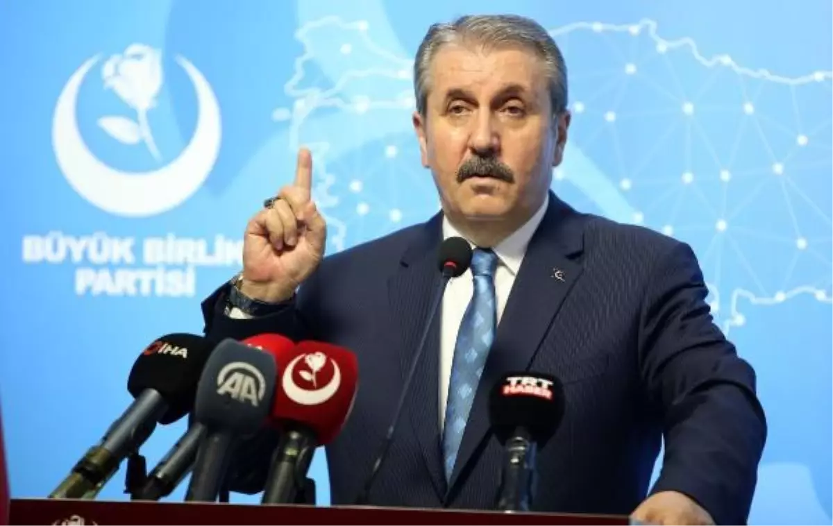 Destici: Siyasetin mücadele alanı üniversite kampüsleri değildir