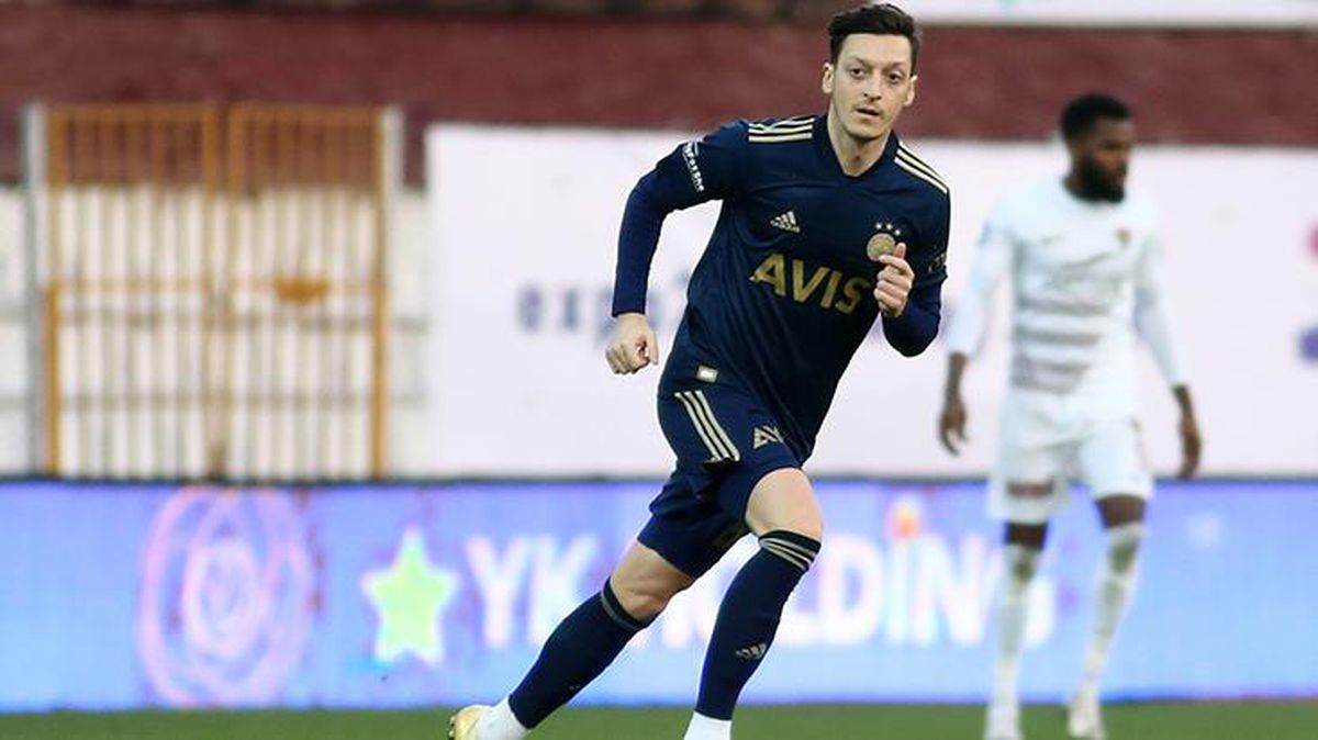 Erol Bulut'un derbideki zafer planının merkezinde Mesut Özil olacak