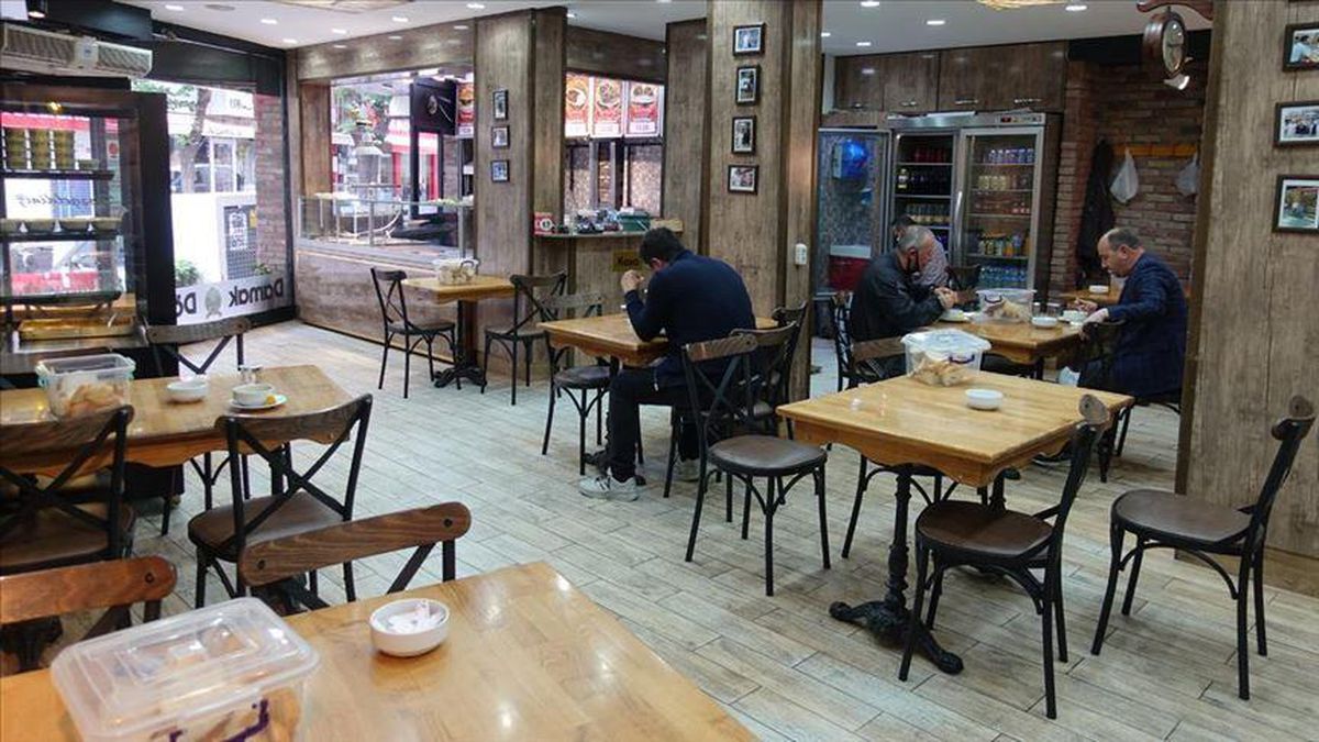Kafeler ne zaman açılacak? Yasaklar ne zaman kalkacak, kısıtlamalar ne zaman sona erecek?
