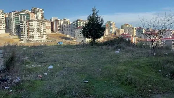 Kafasına sıktığı sevgilisinin cansız bedenini yanına oturtup 90 kilometre yol almış