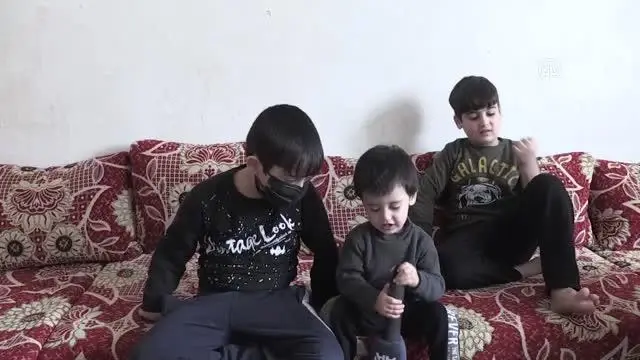 Suriyeli Abdullah tek gözünün ışığının sönmemesi için yardım bekliyor Suriyeli Abdullah tek gözünün ışığının sönmemesi için yardım bekliyor