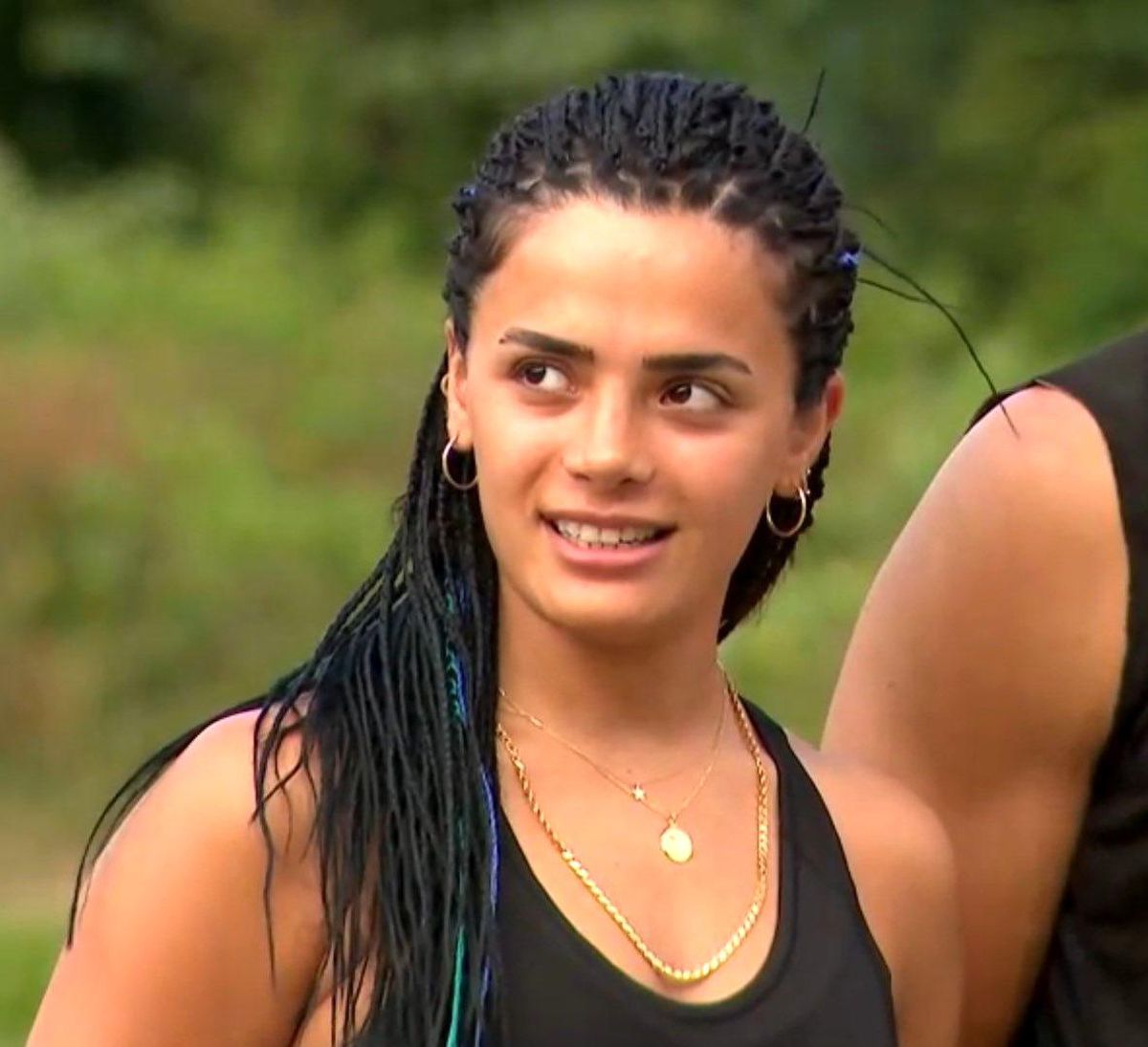 Survivor'a veda eden Duygu Serap Salman'ı bakın kime benzettiler