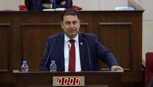 Yavru vatan koronavirüs tedbirleri kapsamında kapanma kararı uygulamasını bir hafta uzattı
