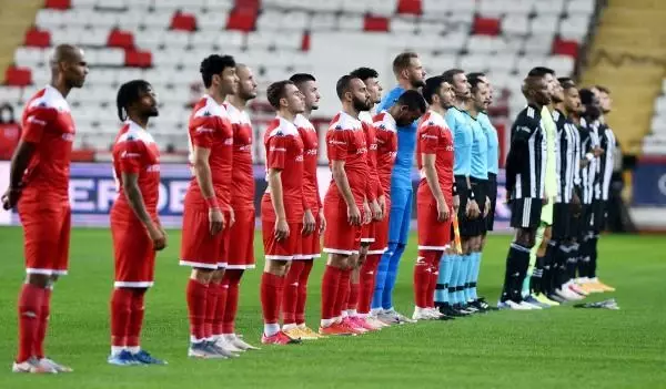 Antalyaspor 7 maçtır kaybetmiyor Antalyaspor 7 maçtır kaybetmiyor