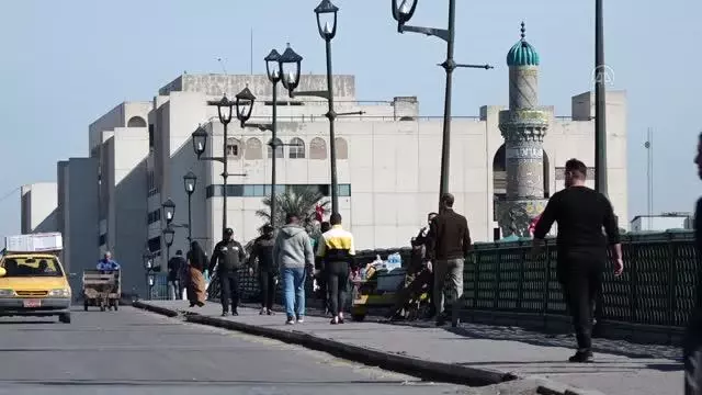 Dicle'yi süsleyen martılar Bağdat'a canlılık, sakinlerine sevgi aşılıyor