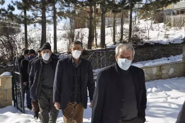 Gümüşhane'nin Aksaray Köyü'nde Yunus Mallı sevinci Gümüşhane'nin Aksaray Köyü'nde Yunus Mallı sevinci