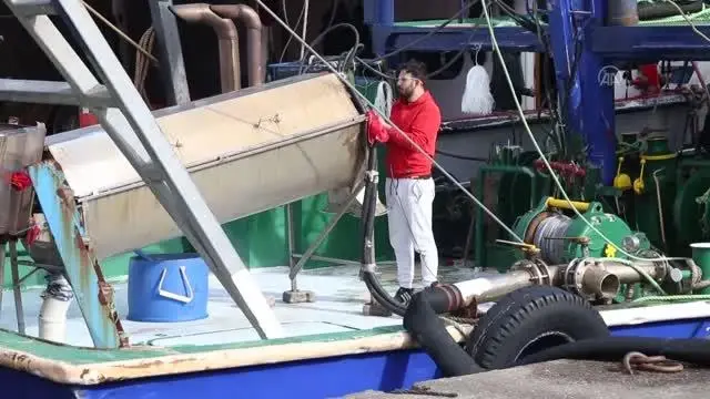 KASTAMONU - Karadenizli balıkçılar 'kum midyesi' avlanma sahasının genişletilmesini istiyor KASTAMONU - Karadenizli balıkçılar 'kum midyesi' avlanma sahasının genişletilmesini istiyor